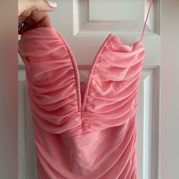 Blue Blush Women’s Pink Accordion Ruffle Strapless Cocktail/Formal Dress Size M - Picture 2 of 6